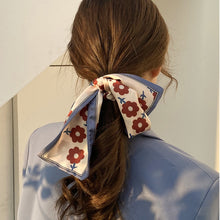 Load image into Gallery viewer, Spring Perfect Retro Hair Scarf
